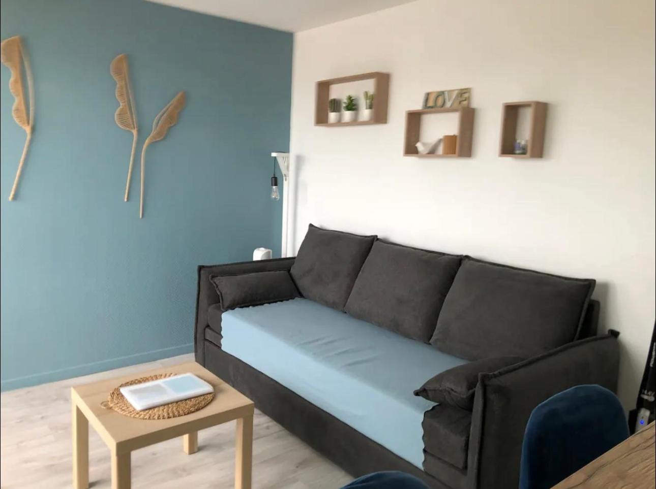 Apartment 61
